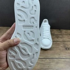 HypeYourBeast Alexander McQueen White / Gold