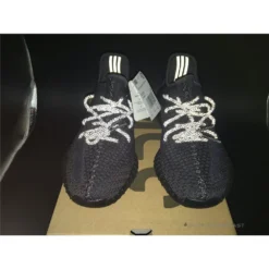 Hypeyourbeast Yeezy Boost 350 V2 Static Black 39 Hypeyourbeast Yeezy Boost 350 V2 Static Black