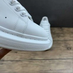 HypeYourBeast Alexander McQueen White / Gold
