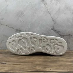 HypeYourBeast Alexander McQueen White / Blue Sparkle A. Mcqueen 32 HypeYourBeast Alexander McQueen White / Blue Sparkle A. Mcqueen