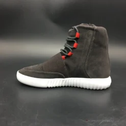 Hypeyourbeast Yeezy Boost 750 Black / White / Supreme 28 Hypeyourbeast Yeezy Boost 750 Black / White / Supreme