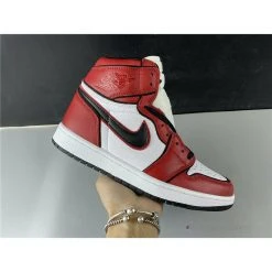 Hypeyourbeast Air Jordan 1 High Chicago 'Double Hook'