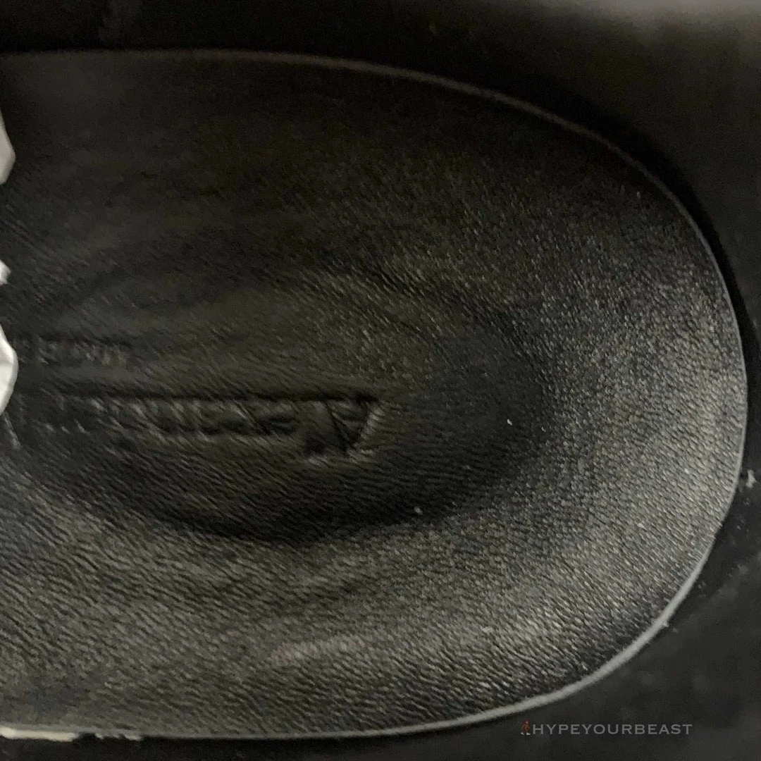 HypeYourBeast Alexander McQueen Black / Black / White A. Mcqueen 17 HypeYourBeast Alexander McQueen Black / Black / White A. Mcqueen