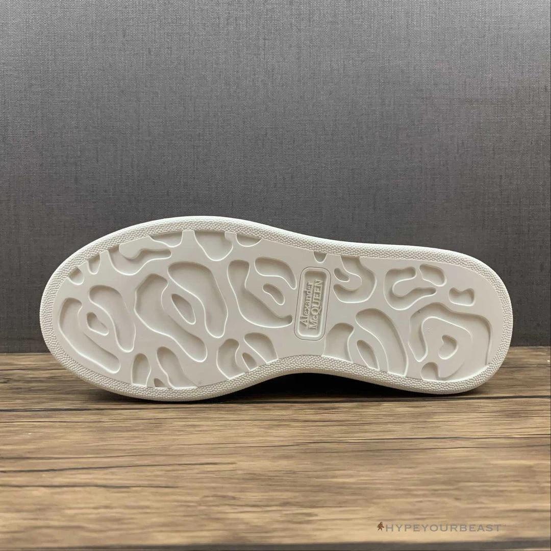 HypeYourBeast Alexander McQueen White / Black / Black A. Mcqueen 16 HypeYourBeast Alexander McQueen White / Black / Black A. Mcqueen