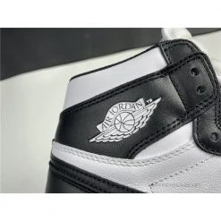 Hypeyourbeast Air Jordan 1 Retro High OG 'Black White'